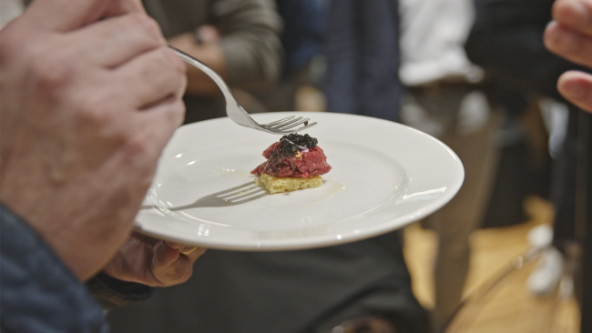 Verità e bugie sulla carne Wagyu, una delle carni più buone e costose al mondo 1 wagyu piatto