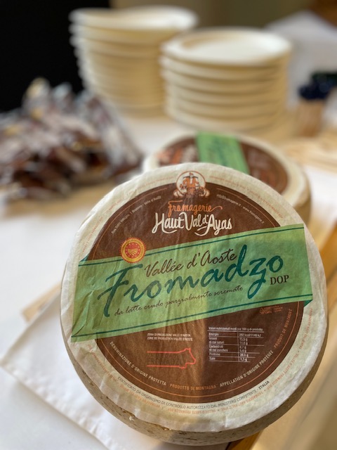 FontinaMI 2024: la Fontina DOP, la Valle d'Aosta in 12 ristoranti a Milano 4 fromadzo