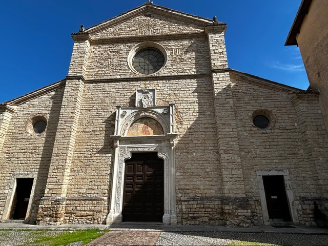 Farfa e Bracciano: la tranquillità di 2 località vicino a Roma 1 abbazia di farfa