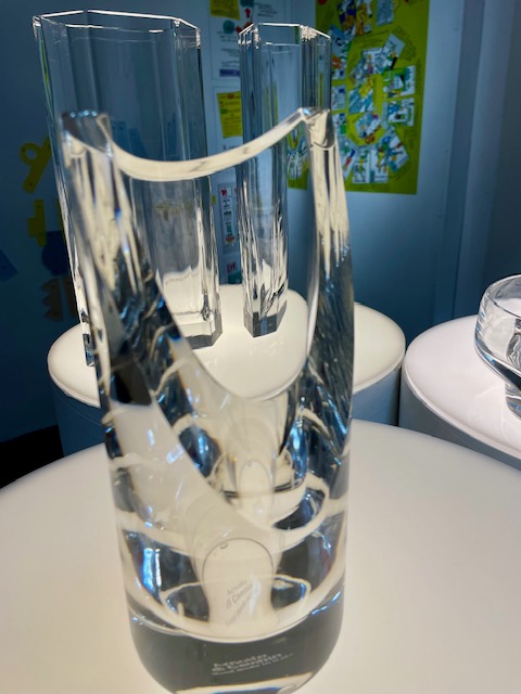 60 Years of design in Crystal, la storia di Arnolfo di Cambio, di una famiglia e di Colle di Val d'Elsa 4 vaso arnolfo di cambio