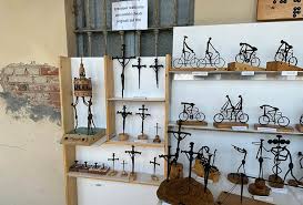 Nello Scagliotti e la trasformazione dei chiodi in opere d'arte