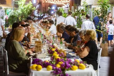 Grande successo de La Tavola dei 300, la kermesse dell'eccellenza enogastronomica di Massa Lubrense 6 Grande successo de La Tavola dei 300