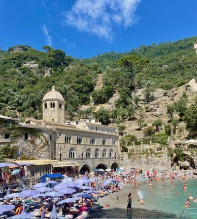 L'abbazia di San Fruttuoso di Camogli: come arrivare e che cosa visitare 2 scorcio dell'abbazia di san fruttuoso di camogli