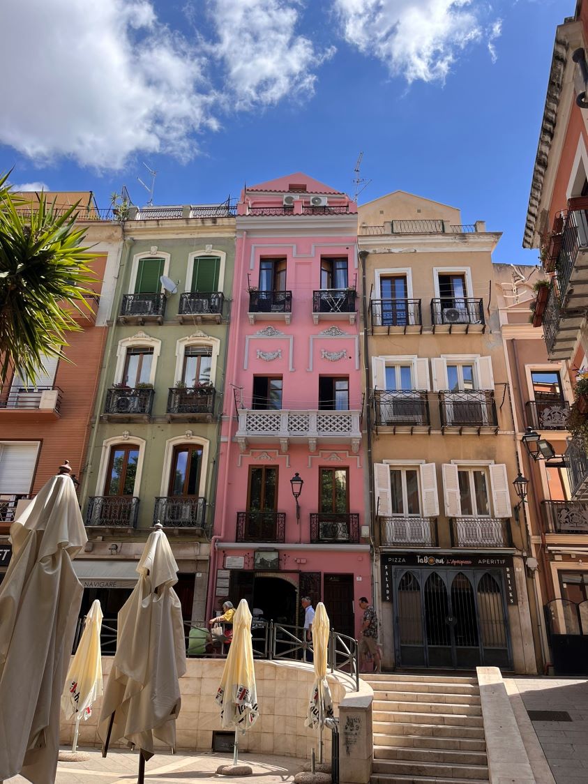 Il Sud della Sardegna, selvaggio e ricco di cibo e cultura: 7 località tra mare ed entroterra 3 marina cagliari
