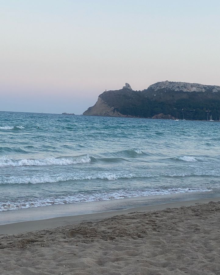 spiaggia del poetto cagliari