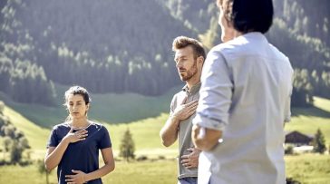 Vacanze per riconnettersi con se stessi: di cosa si tratta e a cosa servono. 4 idee imperdibili! 10 Vacanze per riconnettersi con se stessi