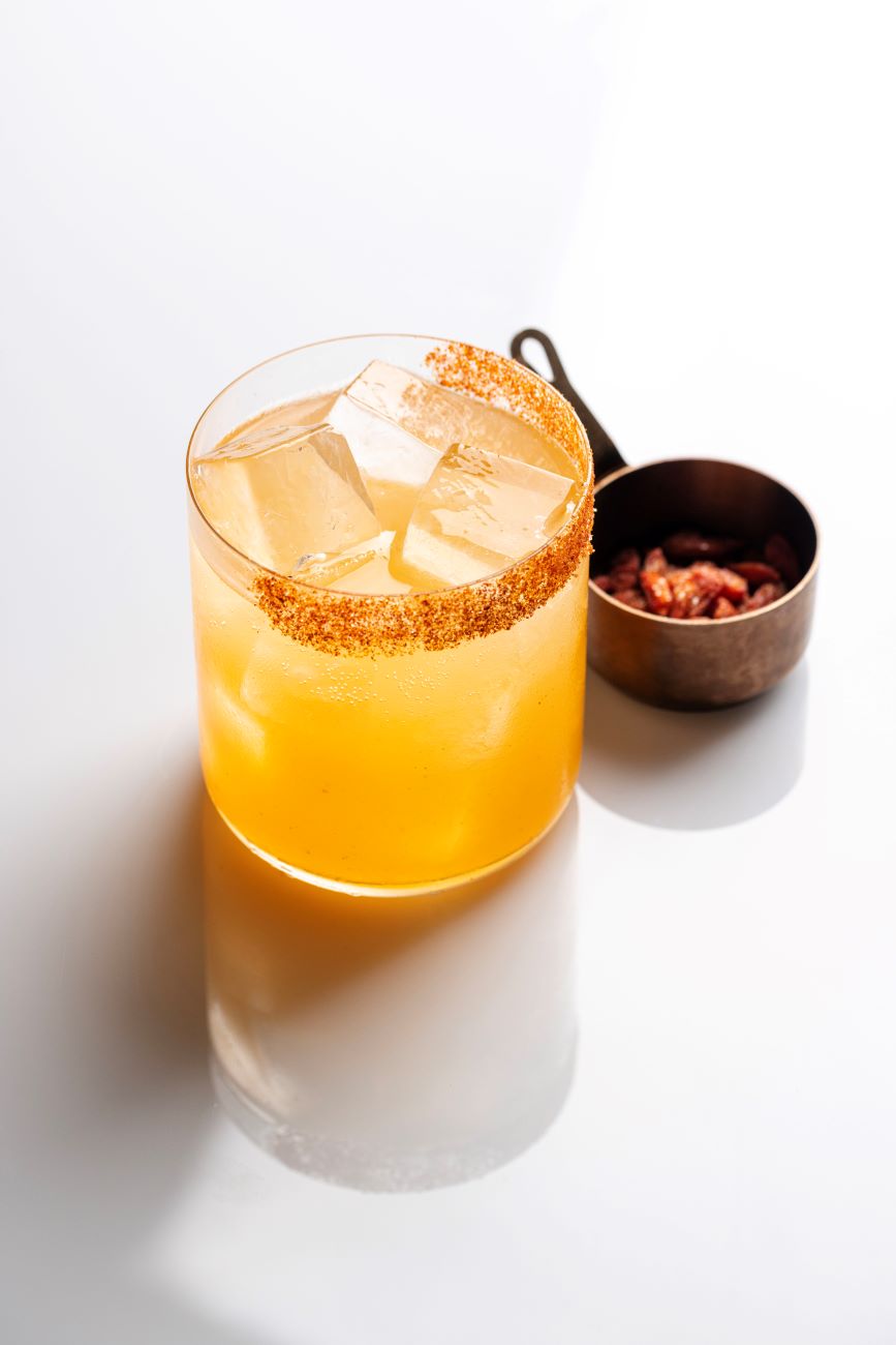Apre Rama a Milano, dove bere drink e cocktail con 2 punti di forza: l'originalità e l'accoglienza 2 cocktail naga da rama a milano