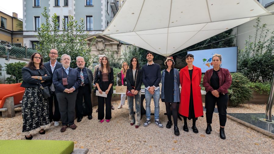 Mosnel e Questione di Etichetta 2024: vince la designer Lisa Perbellini con un'etichetta formidabile 1 Mosnel e questione di etichetta 2024