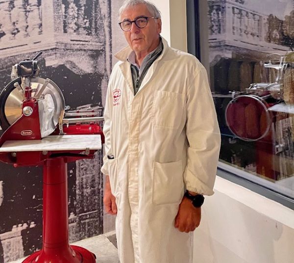 In Alta Val Tidone un week end autunnale alla scoperta del tartufo nero (+ 5 idee) 4 Salumi piacentini e Antonio Grossetti