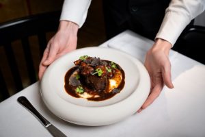 Al ristorante El Porteño Gourmet il miglior business lunch di Milano: parrilla, risotto gourmet e mosaico veg 3 stracotto guancia el porteno gourmet