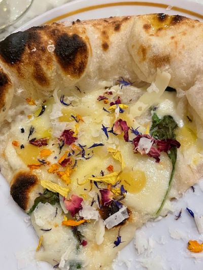 Perché la pizzeria Biga Milano sforna 200 pizze al giorno proponendo la miglior pizza al padellino 3 Guéridon di Latte biga milano