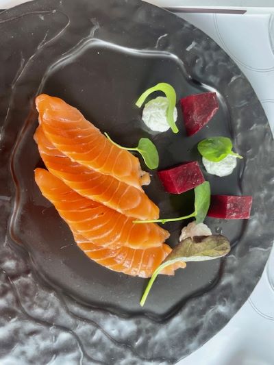 Sashimi di salmone