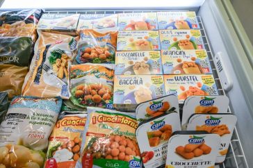 Come scegliere i piatti pronti comprati al supermercato: 5 consigli per non sbagliare 7 Come scegliere i piatti pronti