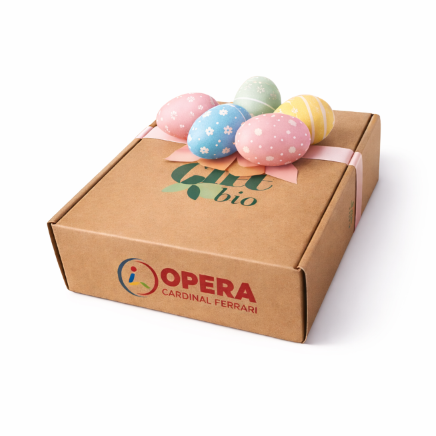 Cosa fare a marzo in Italia: aspettando la Pasqua 5 eventi magici e imperdibili (e non solo!) 1 cofanetto solidale che Opera Cardinal Ferrari propone per la Pasqua 2026.