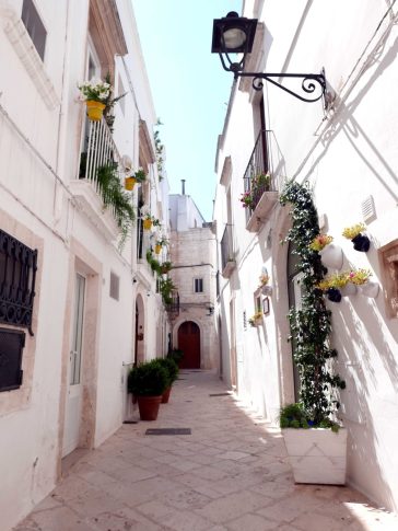 La città bianca di Ostuni da visitare in nome di enoturismo, cibo e cultura 5 La città bianca di Ostuni