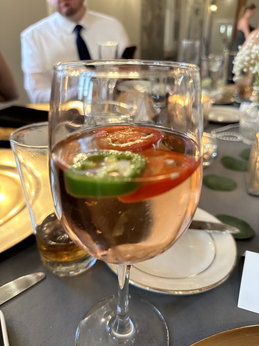 Che cosa fare a giugno in Italia: itinerari enogastronomici e ristoranti da provare 18 Jalapeño Rosé