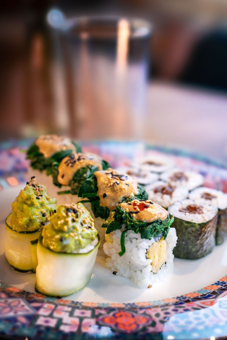 Bluesquare Milano: cucina vegana orientale e specialità di pesce in via Tortona 2 Bluesquare Ristorante vegetariano, vegano che combina piatti con proposte di pesce con un tocco oeientale e gourmet