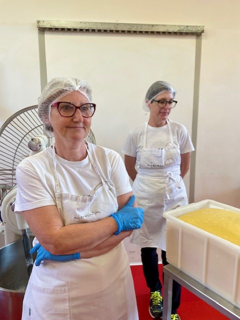 lavoratori infermentum azienda dolciaria