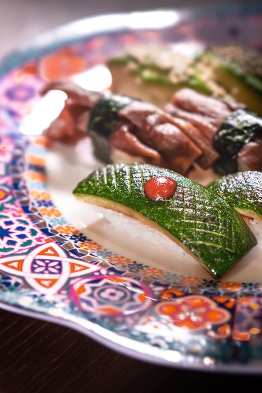 Bluesquare Milano: cucina vegana orientale e specialità di pesce in via Tortona 4 Perché scegliere Bluesquare a Milano