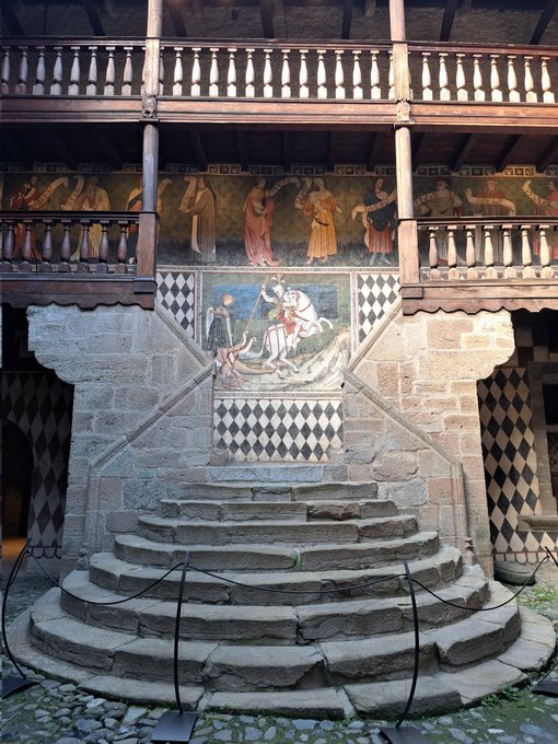 Castello di Fénis in Valle d'Aosta