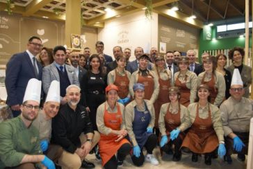 "Gelato e dintorni" torna su Gambero Rosso TV: la seconda stagione celebra il gelato artigianale italiano 1 Gelato e dintorni torna con un format arricchito