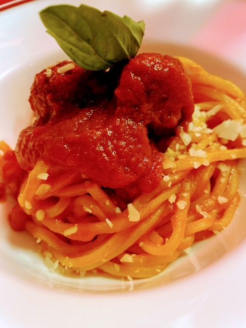Meatball Family: il successo dei ristoranti firmati Diego Abatantuono che conquista Milano a colpi di polpetta 2 la cucina di Meatball