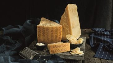 parmigiano reggiano formaggio made in italy