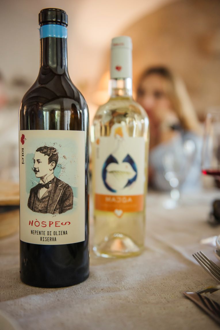 Iolei Winery e Nepente di Oliena: il Cannonau sardo tra storia, territorio e degustazione 4 La degustazione dei vini Iolei Winery