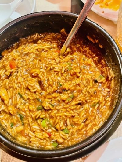 Capodanno Cinese a Milano: Dragon Kitchen celebra l'anno del Cavallo di Fuoco con un viaggio autentico nella cucina cinese 3 il riso Kubak, una ricetta originaria di Shanghai