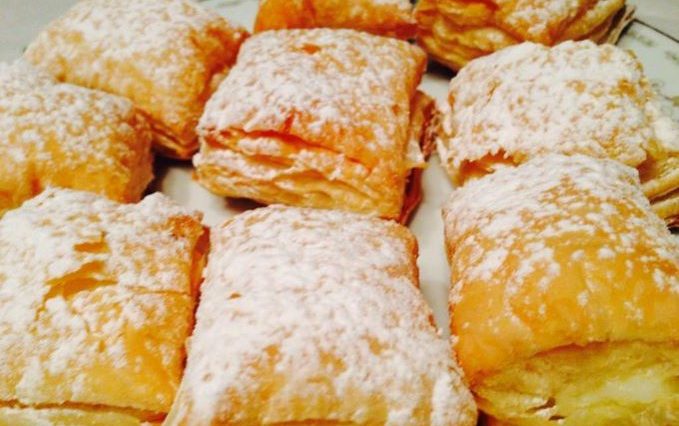 Come fare lo sporcamuss: storia e ricetta del dolce di Bari amato in tutta la Puglia 1 Come fare lo sporcamuss