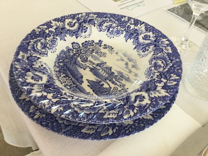 piatto ceramica: l'arte della tavola
