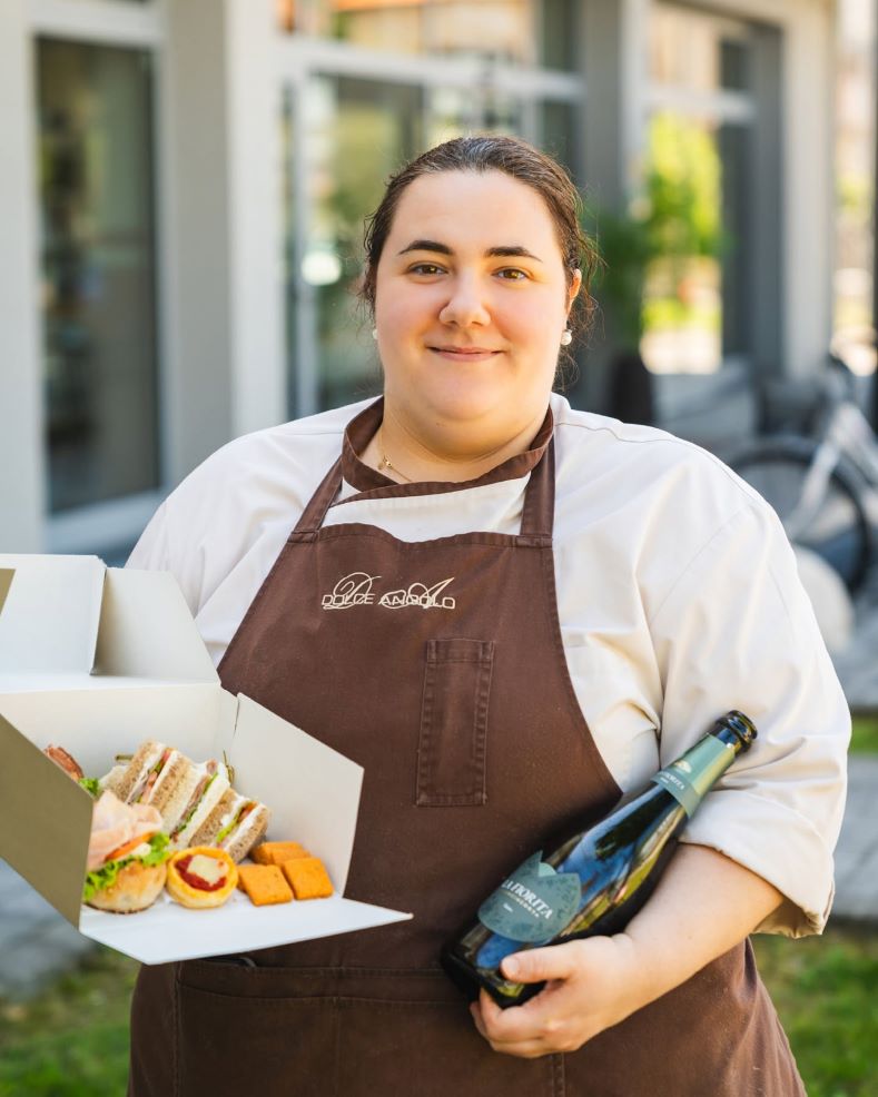 Pasticceria artigianale a Brescia: Dolce Angolo, dalla torta bresciana alla trutta realistica 1 Dolce Angolo a Rezzato, la storia di una pasticceria artigianale della famiglia Filippini
